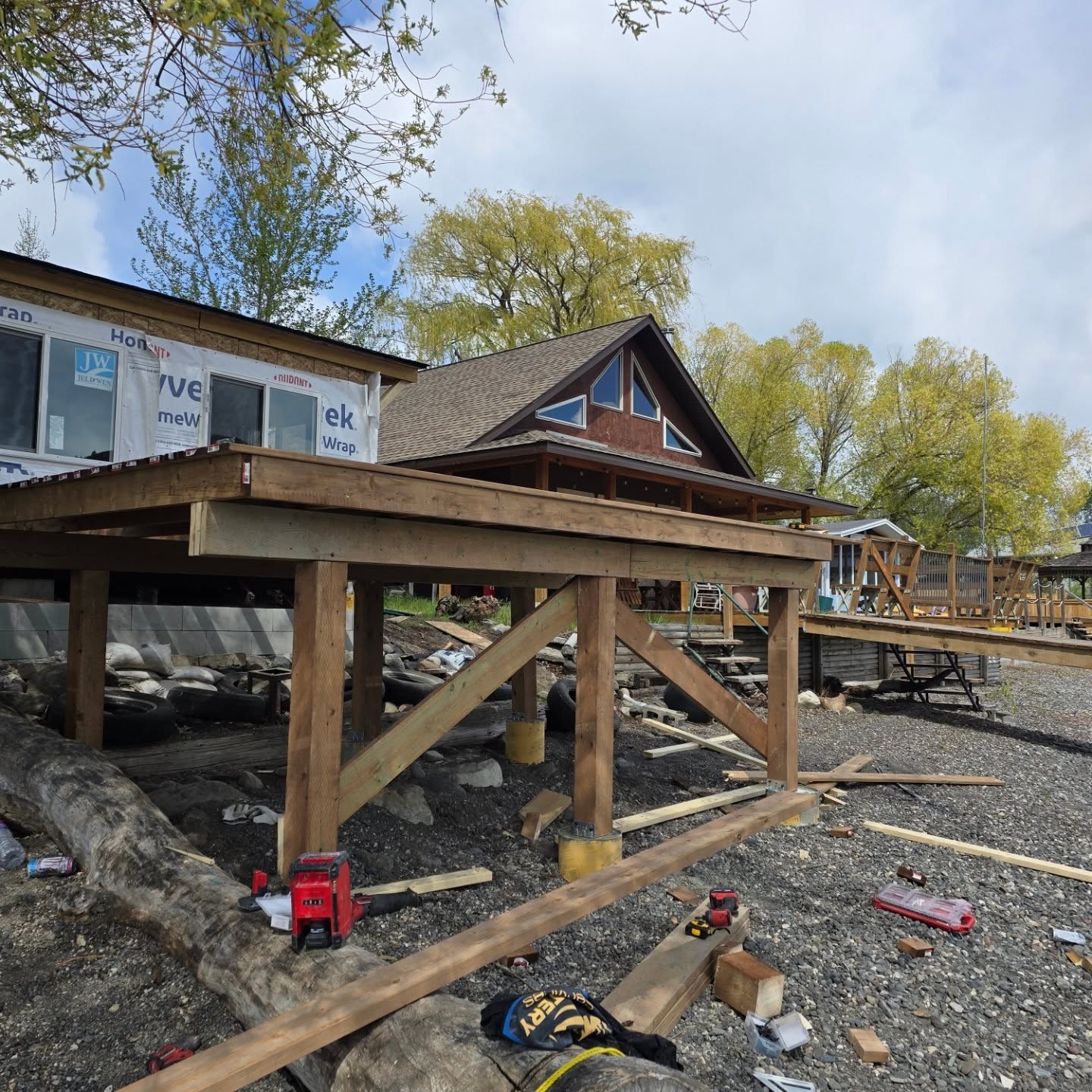 process : reinforcing the structure with thicker pillars